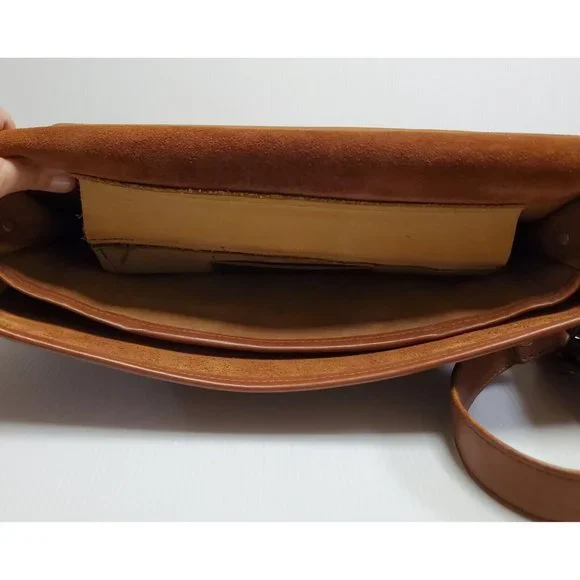 Vintage VILLAGE TANNERY by Sevestet Brown Thick Leather Briefcase Messenger Bag